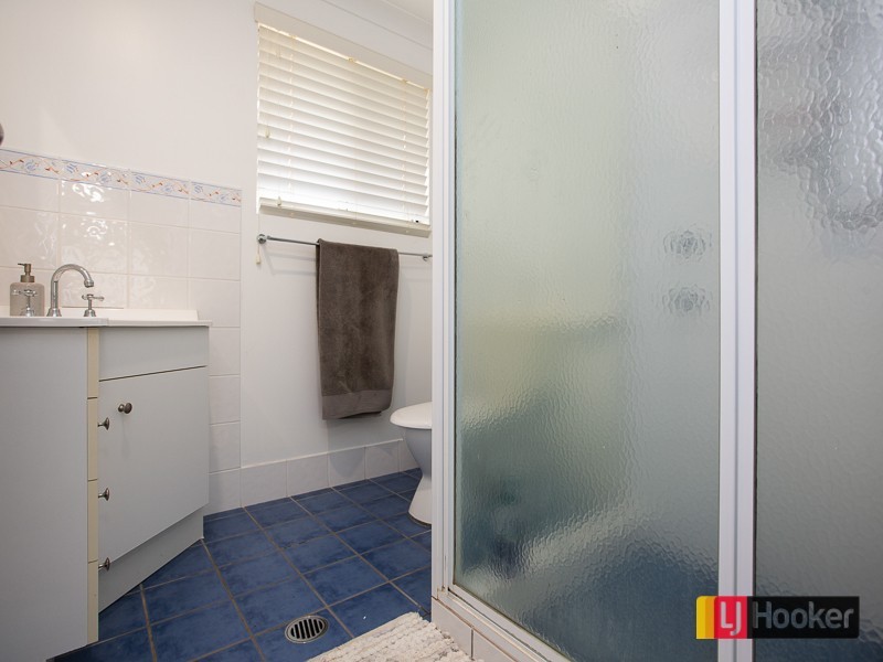 8 Robey Street, Kootingal NSW 2352
