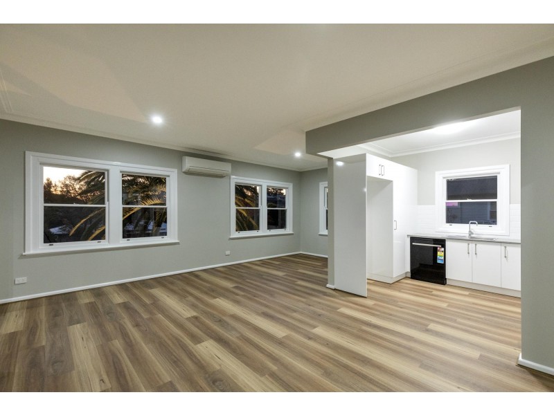 2 Sapphire Crescent, East Tamworth NSW 2340