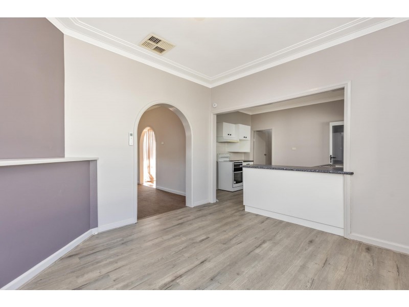 42 Gunnedah Road, West Tamworth NSW 2340