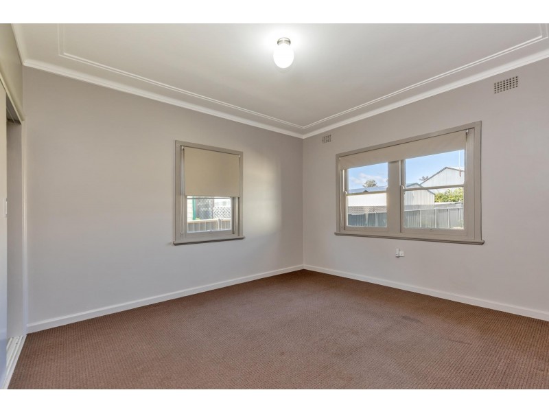 42 Gunnedah Road, West Tamworth NSW 2340
