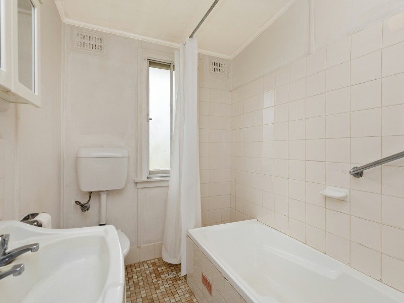 8 Drummond Road, Oxley Vale NSW 2340