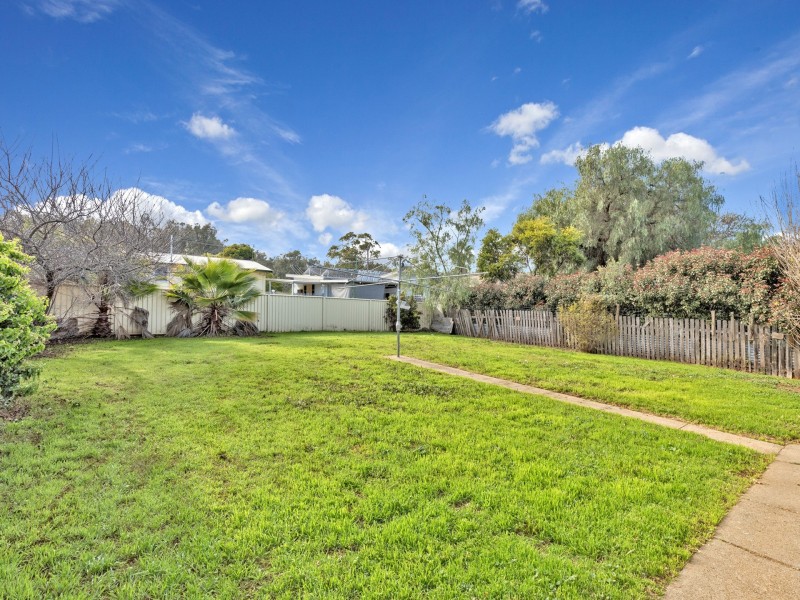 8 Drummond Road, Oxley Vale NSW 2340