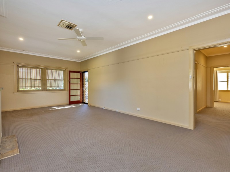 30 Dowell Avenue, East Tamworth NSW 2340
