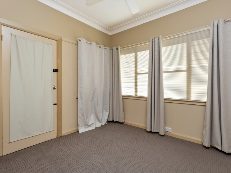 30 Dowell Avenue, East Tamworth NSW 2340