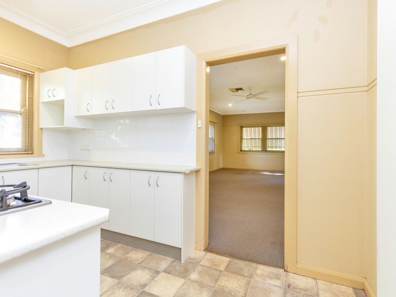 30 Dowell Avenue, East Tamworth NSW 2340
