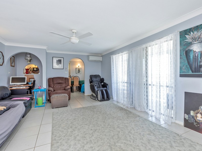15 Minnamurra Crescent, Hillvue NSW 2340