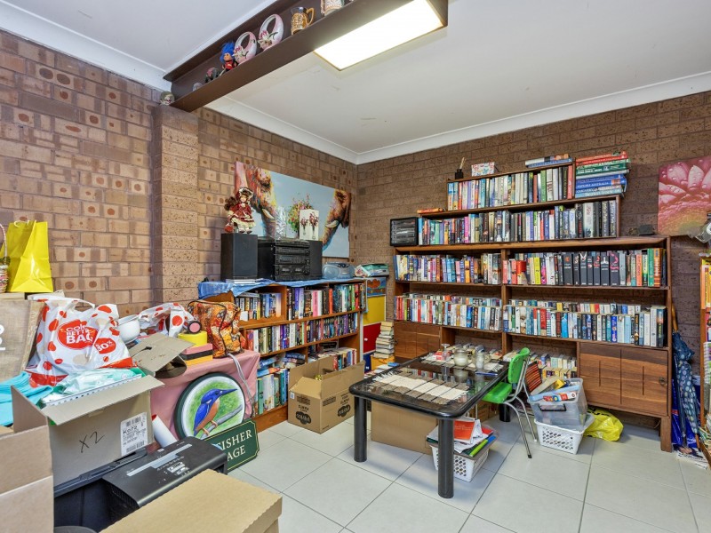 15 Minnamurra Crescent, Hillvue NSW 2340