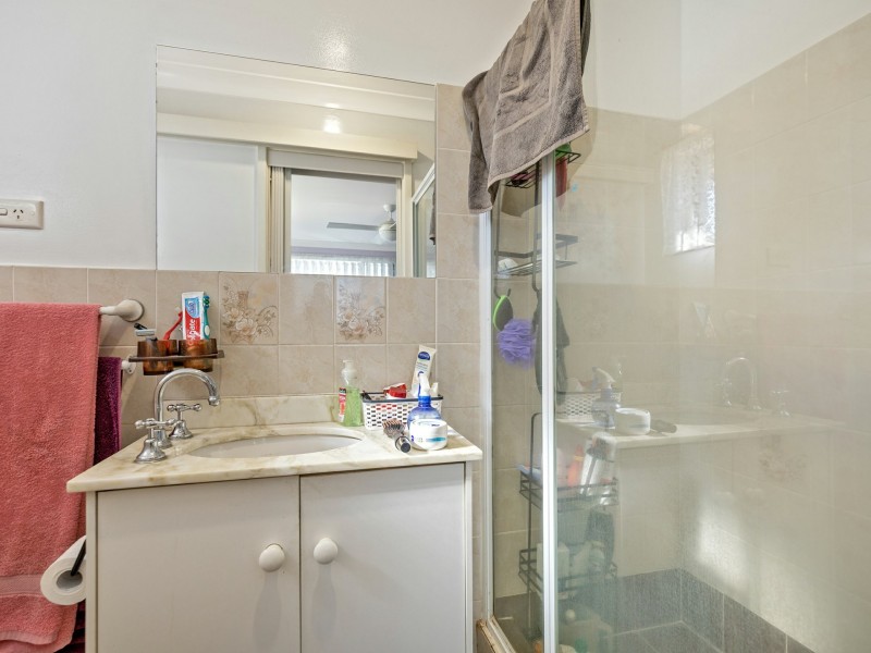 15 Minnamurra Crescent, Hillvue NSW 2340
