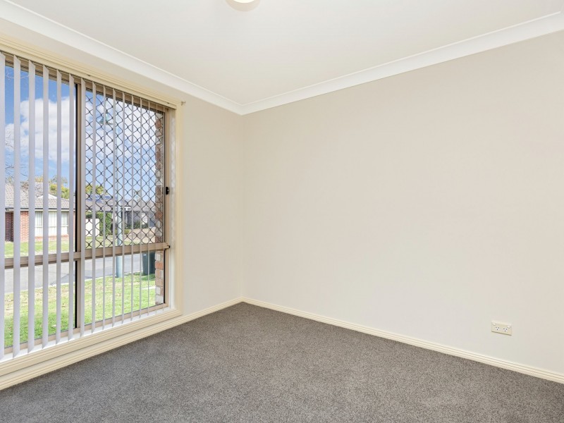 16 The Retreat, Hillvue NSW 2340