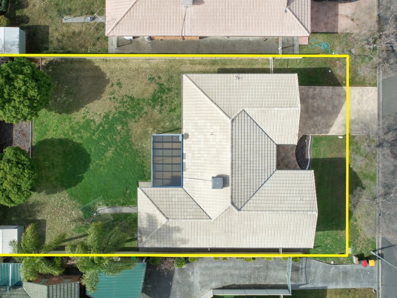 16 The Retreat, Hillvue NSW 2340