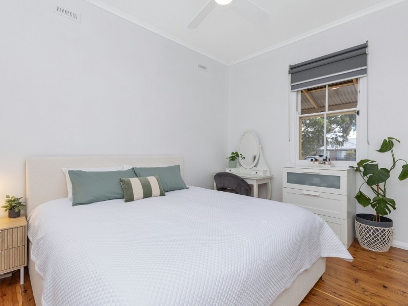 25 Roderick Street, East Tamworth NSW 2340