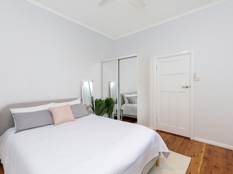 25 Roderick Street, East Tamworth NSW 2340