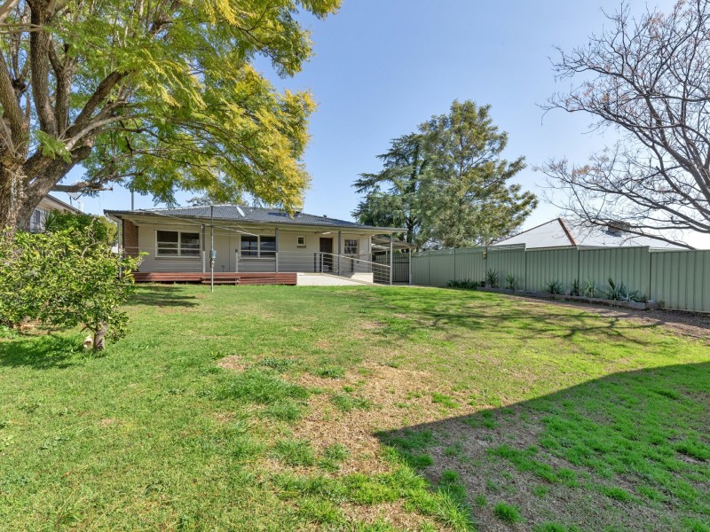 14 Parry Street, West Tamworth NSW 2340
