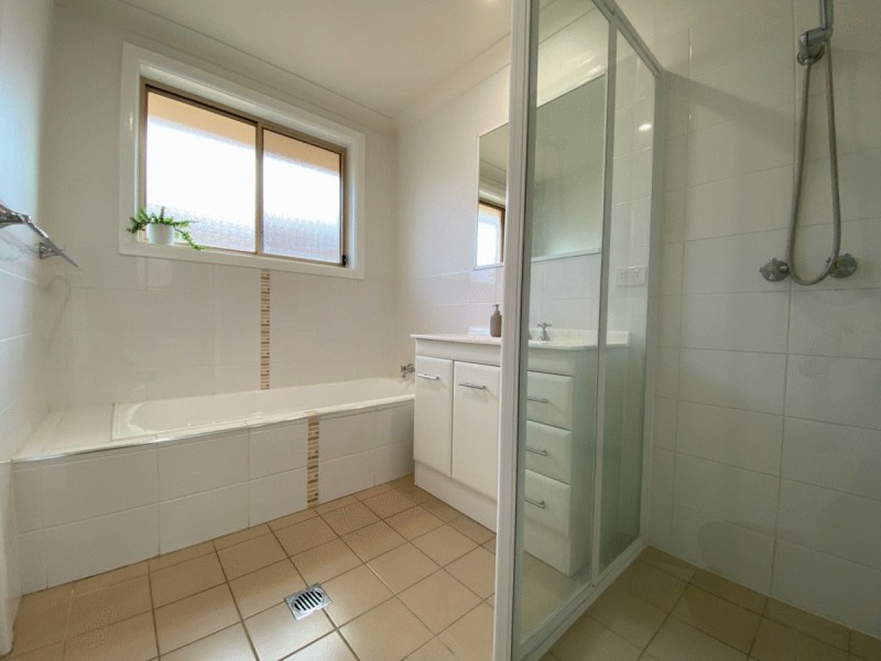 1 Falcon Drive, Calala NSW 2340