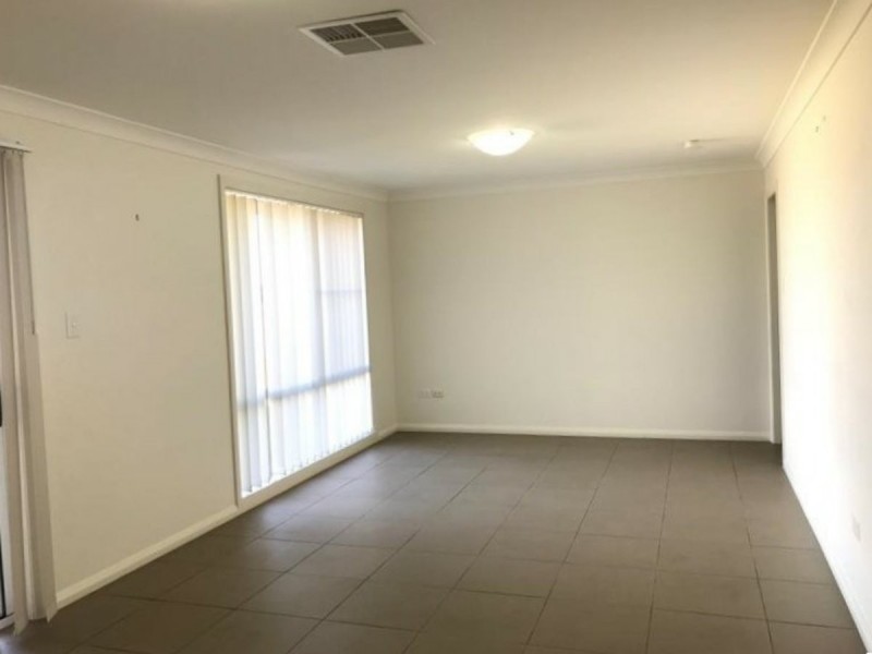 30 Tulipwood Crescent, Oxley Vale NSW 2340