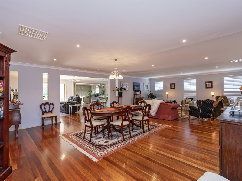 22 The Heights, Hillvue NSW 2340