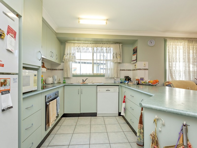 42 Dewhurst Street, West Tamworth NSW 2340