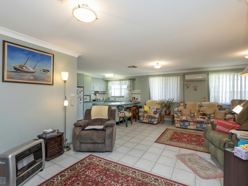 42 Dewhurst Street, West Tamworth NSW 2340