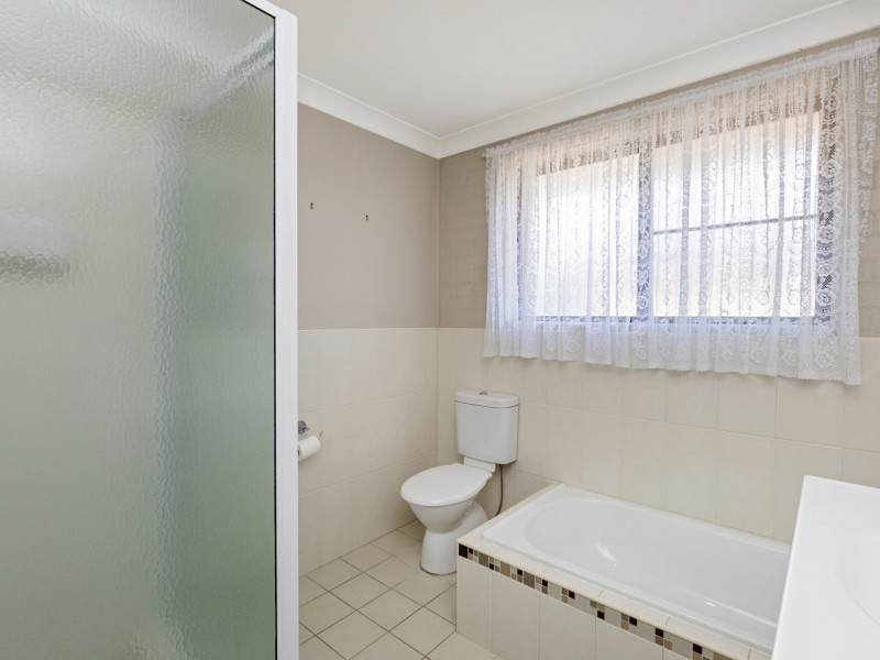 5 Camira Crescent, Hillvue NSW 2340