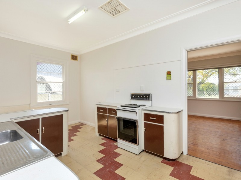 37 Jean Street, South Tamworth NSW 2340