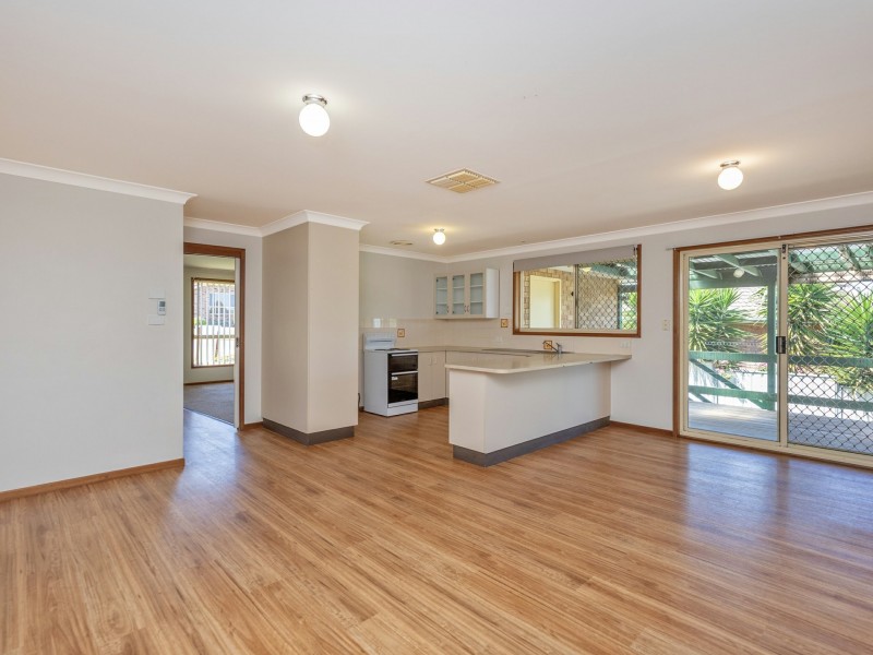 79 Glengarvin Drive, Oxley Vale NSW 2340