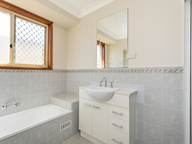 79 Glengarvin Drive, Oxley Vale NSW 2340