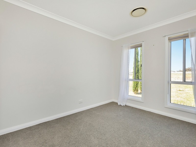 166 Browns Lane, Moore Creek NSW 2340