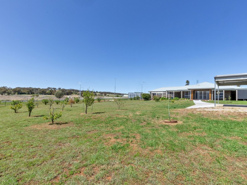 166 Browns Lane, Moore Creek NSW 2340