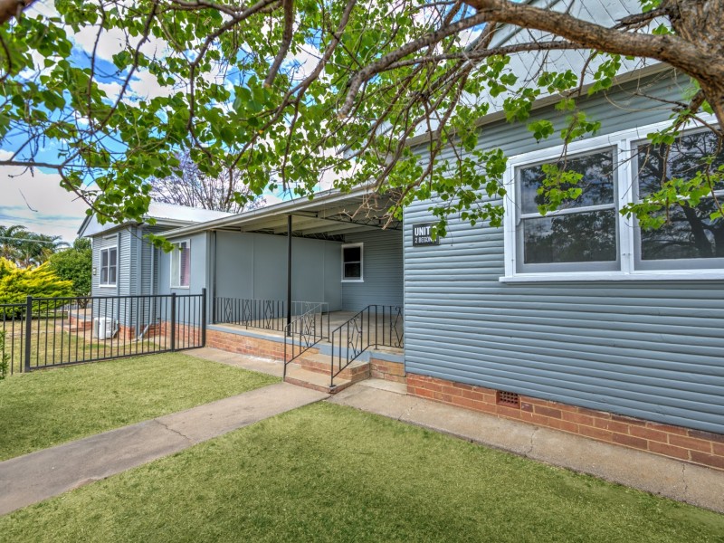 2/2 Begonia Street, South Tamworth NSW 2340
