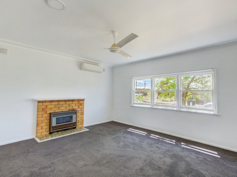 2/2 Begonia Street, South Tamworth NSW 2340