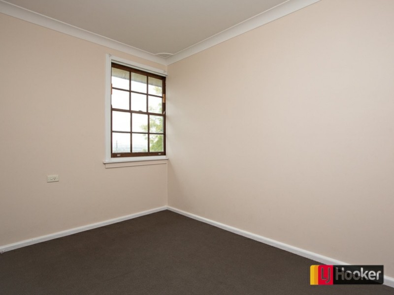 18 Fraser Crescent, Tamworth NSW 2340