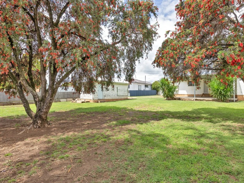 30 Holland Street, South Tamworth NSW 2340