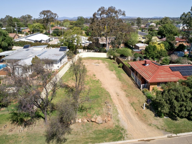 9 Peregrine Avenue, Calala NSW 2340