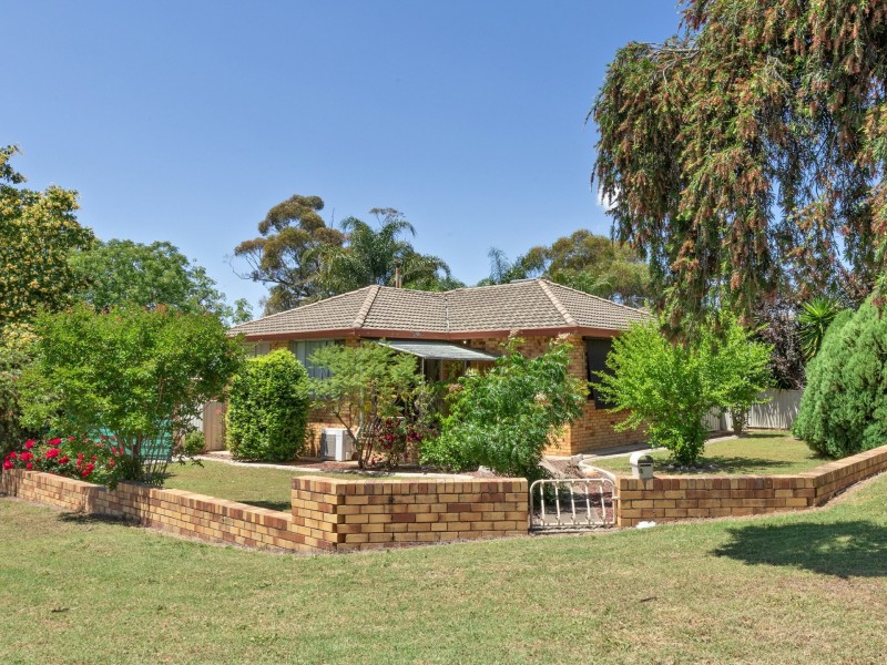 4 Lumeah Street, South Tamworth NSW 2340
