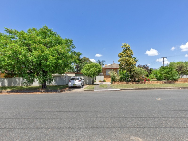 4 Lumeah Street, South Tamworth NSW 2340