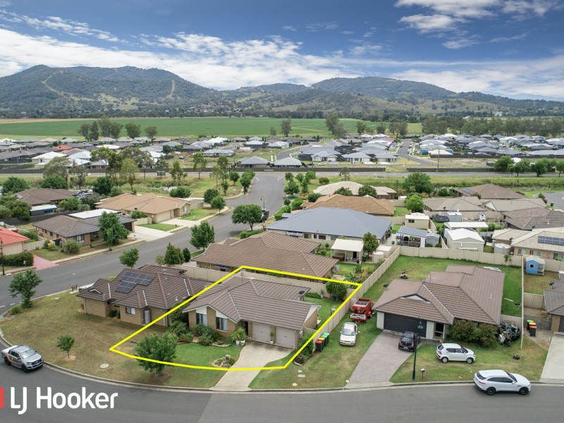 Unit 2/10 Falcon Drive, Calala NSW 2340
