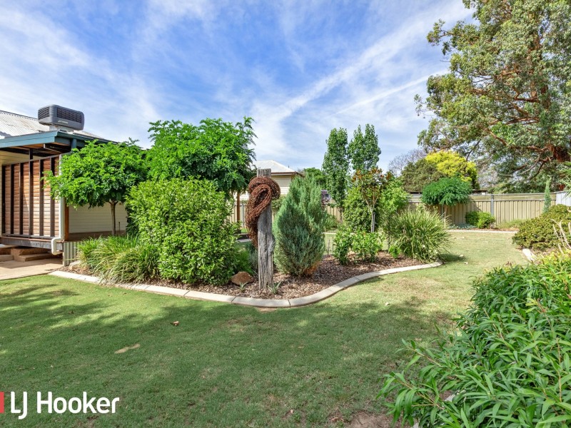 12 David Street, South Tamworth NSW 2340