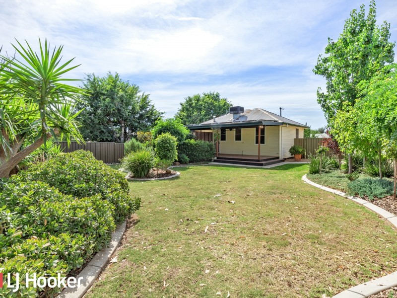 12 David Street, South Tamworth NSW 2340