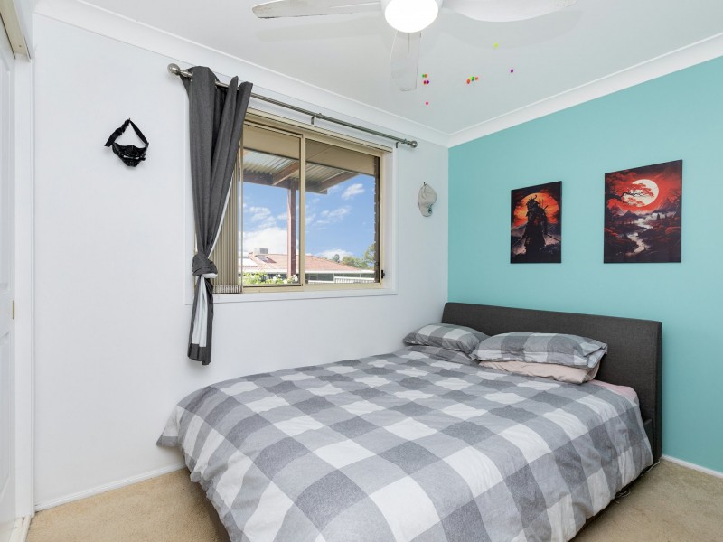 5 Giles Place, Westdale NSW 2340