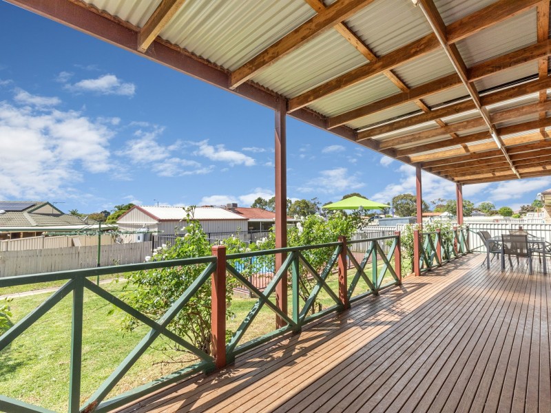 5 Giles Place, Westdale NSW 2340