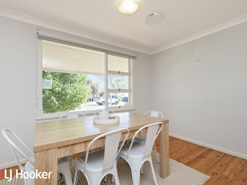 6 Larool Street, South Tamworth NSW 2340