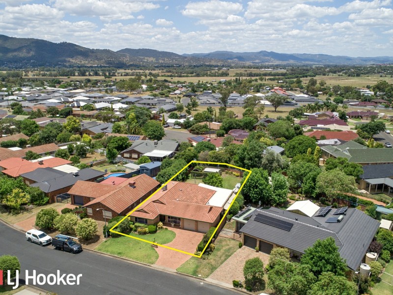 35 Allawah Street, Hillvue NSW 2340