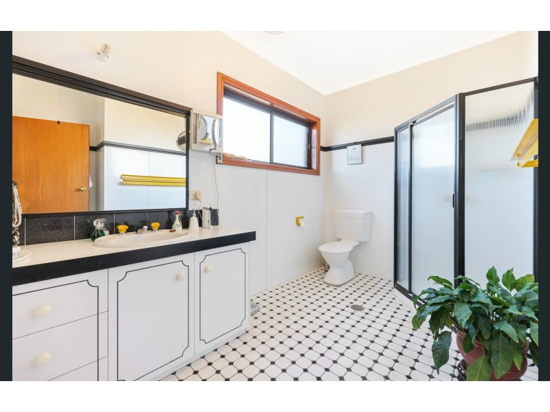 3 Garden Street, South Tamworth NSW 2340