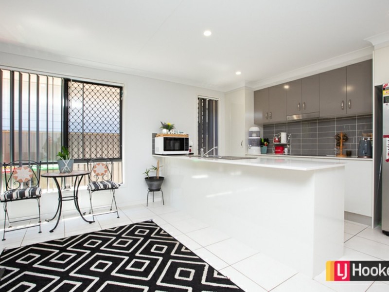 7 Mountview Crescent, Oxley Vale NSW 2340