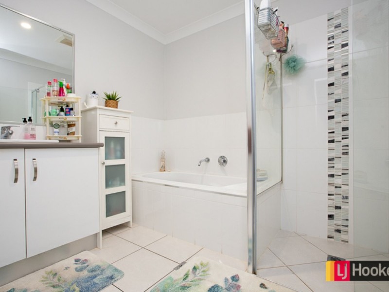 7 Mountview Crescent, Oxley Vale NSW 2340