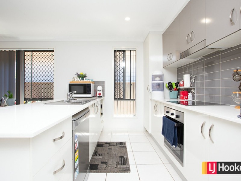 7 Mountview Crescent, Oxley Vale NSW 2340