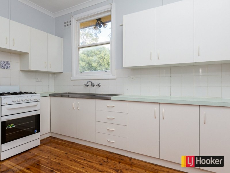 17 Susanne Street, South Tamworth NSW 2340