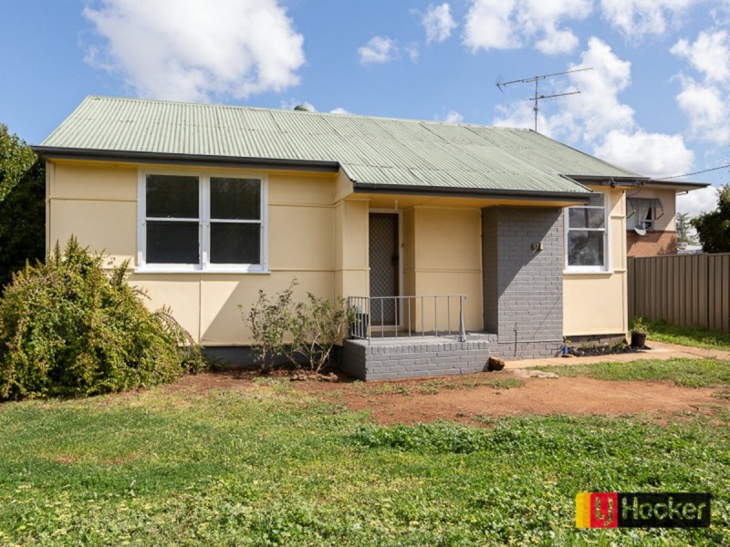 17 Susanne Street, South Tamworth NSW 2340