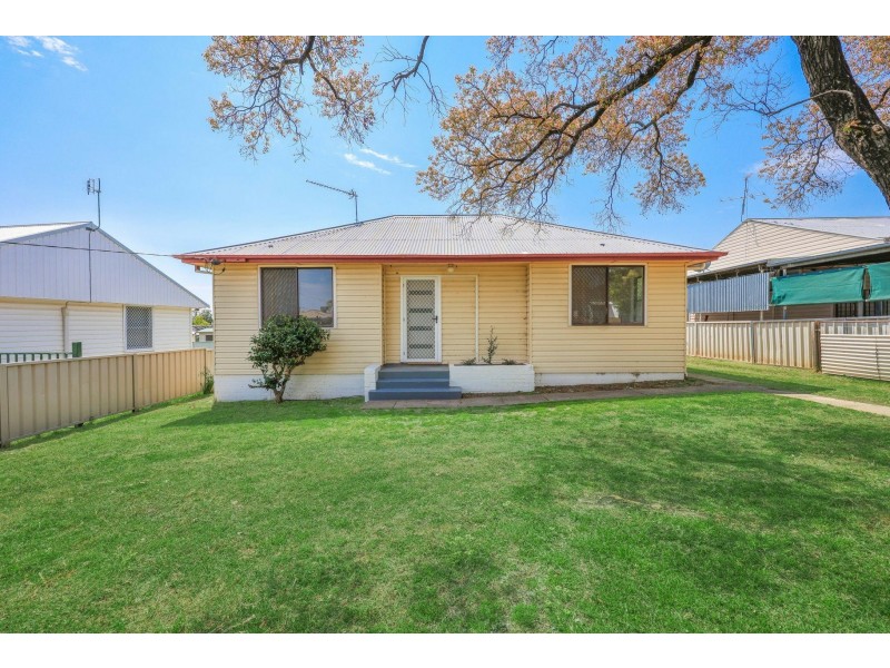 146 Robert Street, South Tamworth NSW 2340