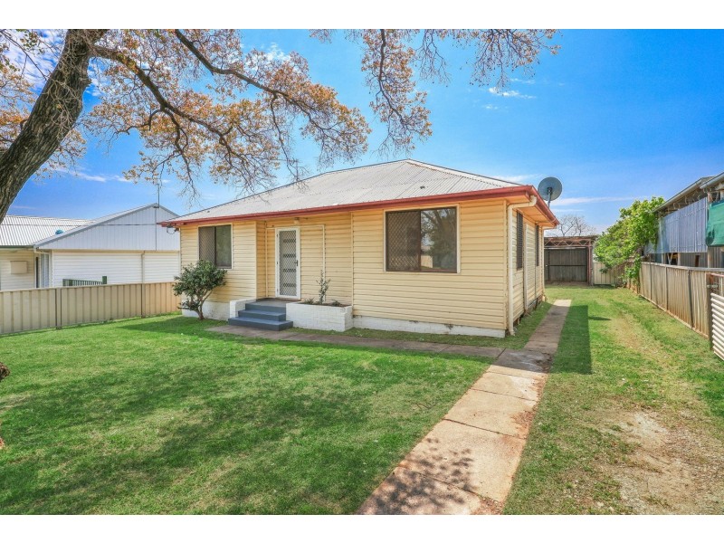 146 Robert Street, South Tamworth NSW 2340